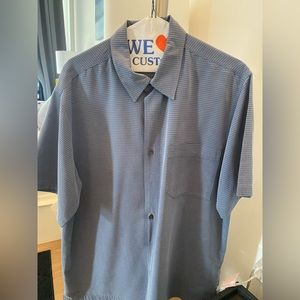 Mens Royal Robbins button down dress/casual shirt just dry cleaned